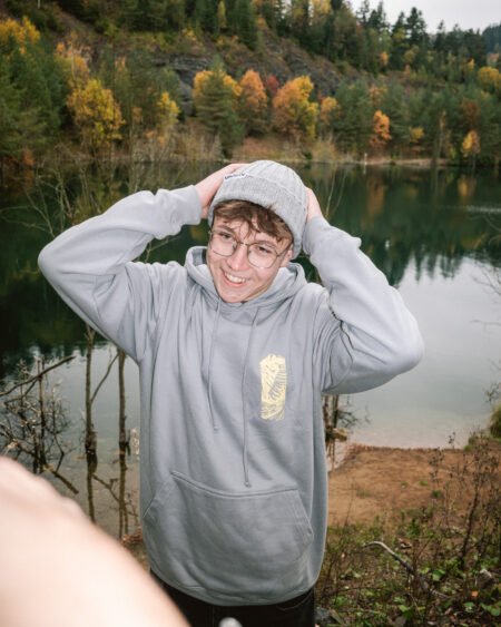 V HOJNOSTI | unisex mikina